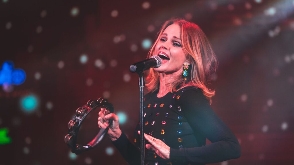 Belinda Carlisle kündigt ihre „It’s Been Heavenly“-Tour 2027 in Großbritannien an