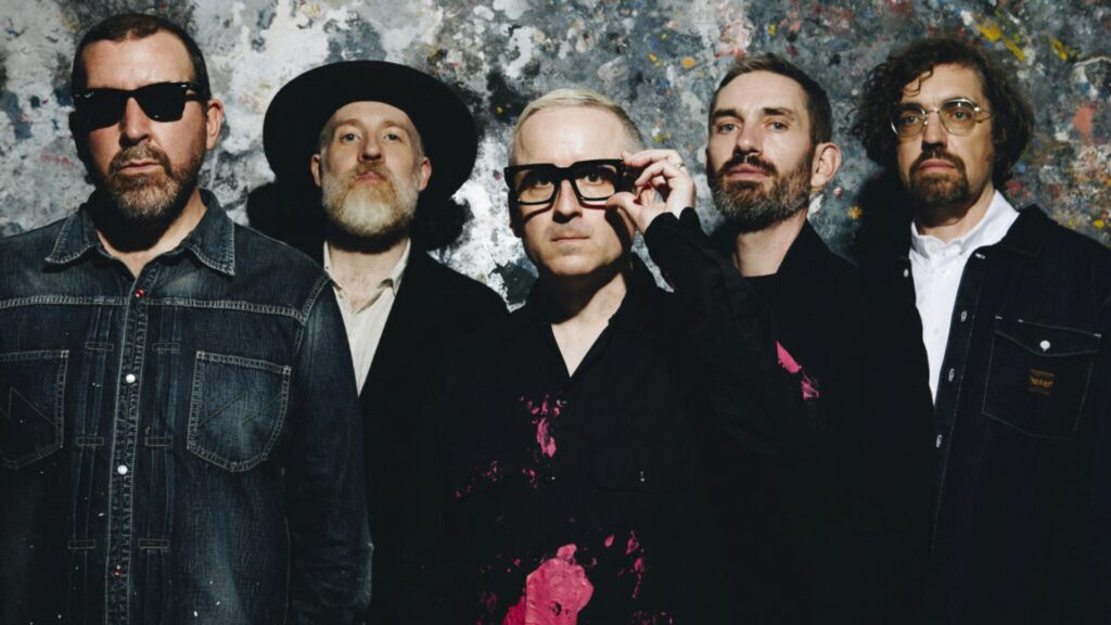 Hot Chip kündigen neues Album „A Long Way From Kansas“ an, veröffentlichen Single und geben Tourtermine bekannt